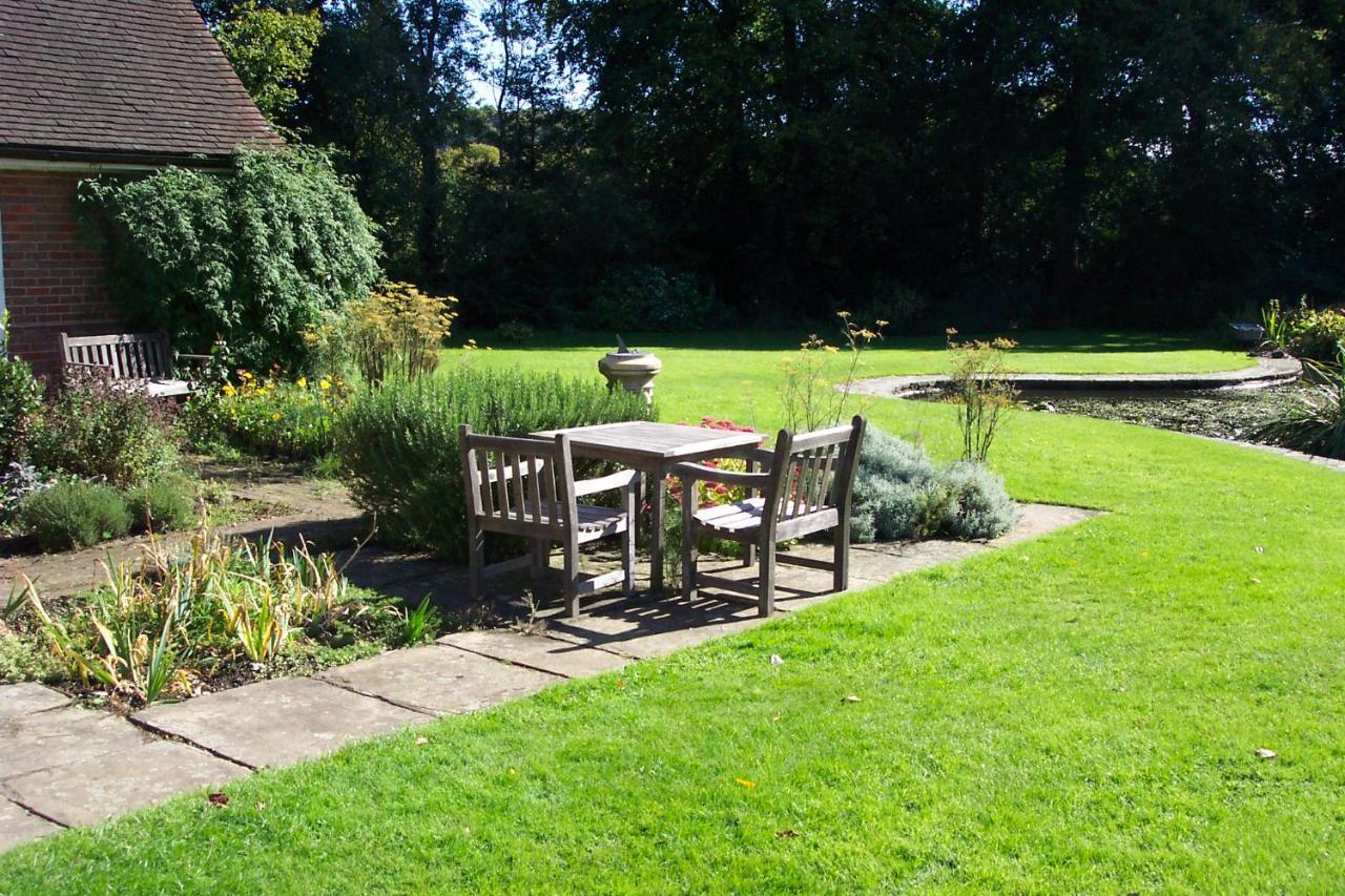 Mayertorne Cottage Aylesbury  Zewnętrze zdjęcie
